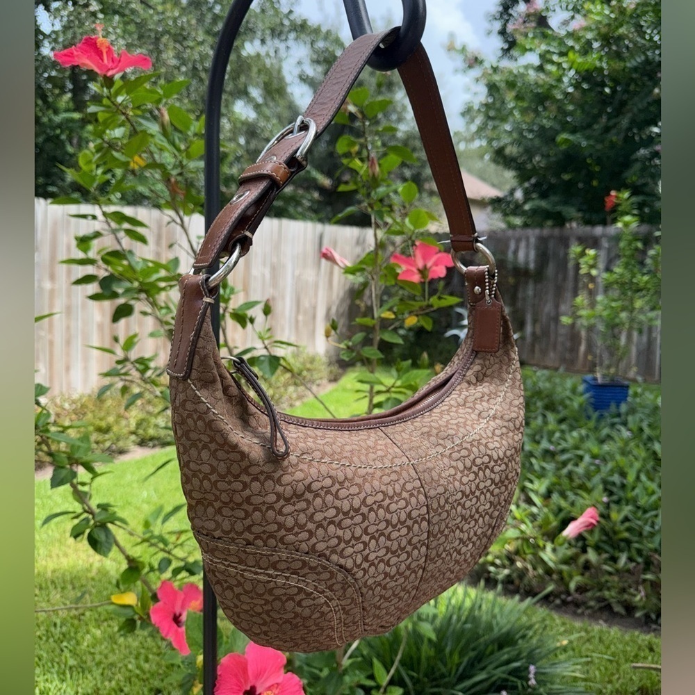 Y2K ▶️ COACH ◀️ Classic Buckle Strap Monogram Jacquard Canvas Hobo Bag Crescent - Picture 2 of 14